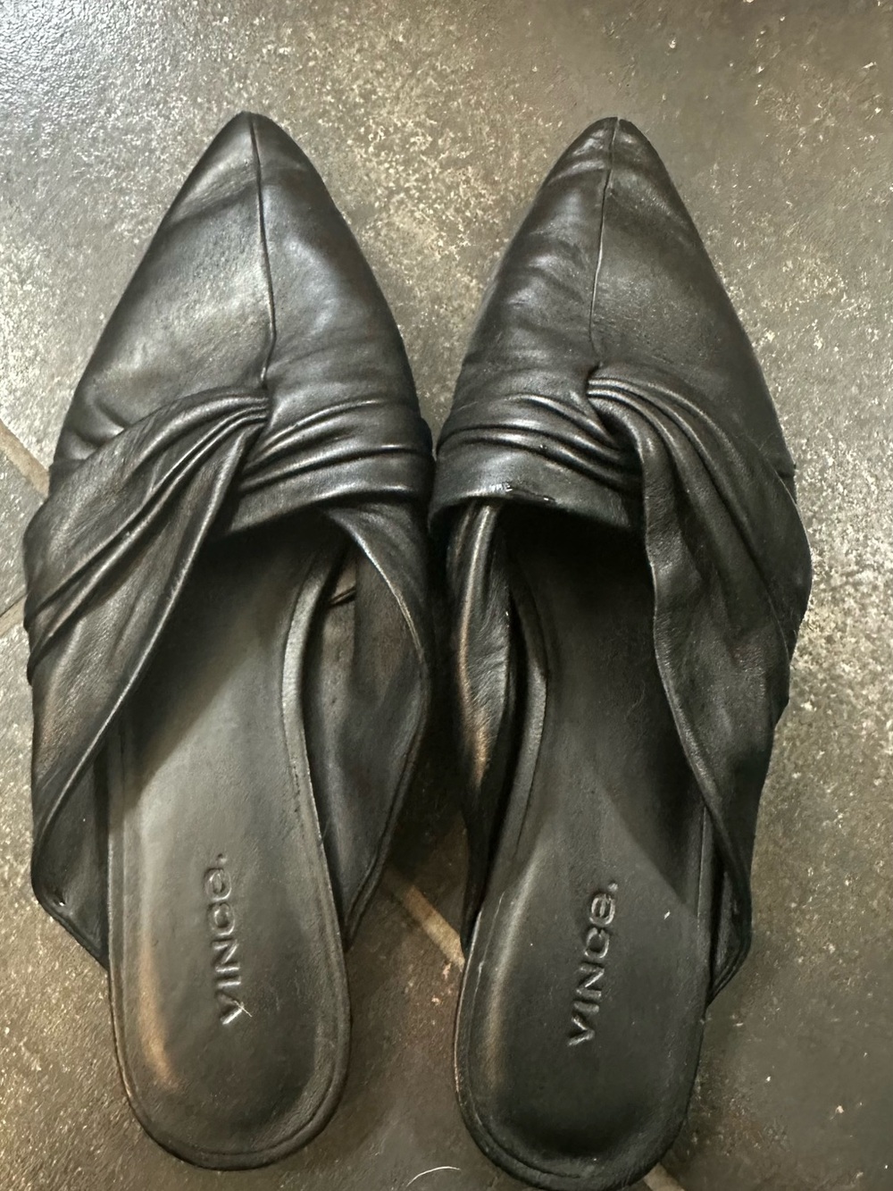 Vince Black Twisted-Detail Pointed Leather Mules